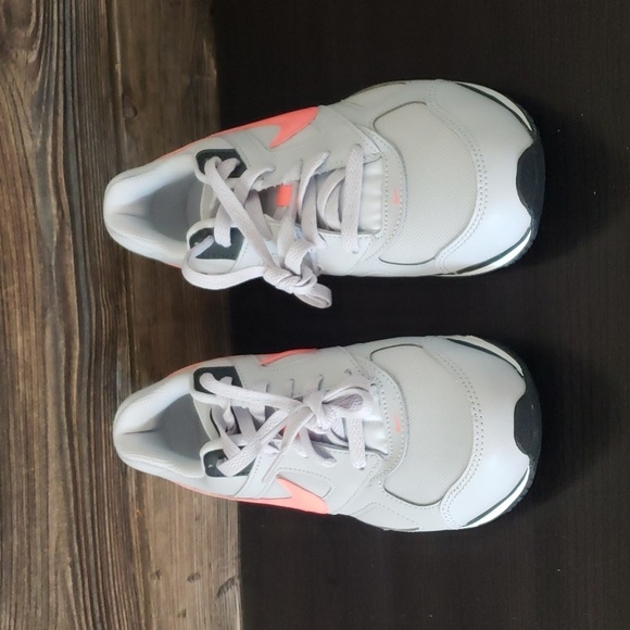 New Nike Air Max Sneakers Gray Casual Streetwear Everyday Walking Shoes - Picture 3 of 10